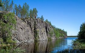 Wilderness Hotel Nellim & Igloos